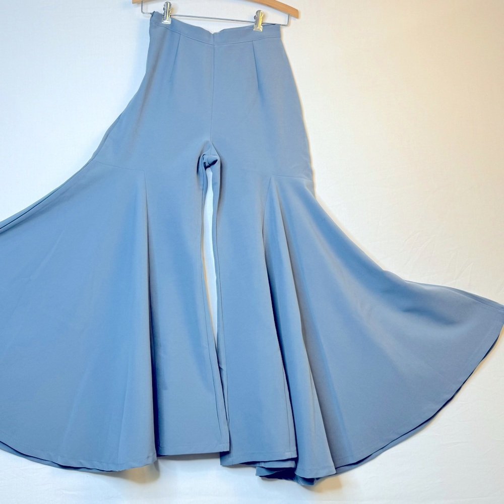 Alice + Olivia NWOT highwaist pants